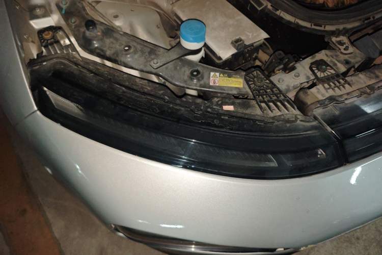 Used XPeng P7 2020 586N Right Front Headlight