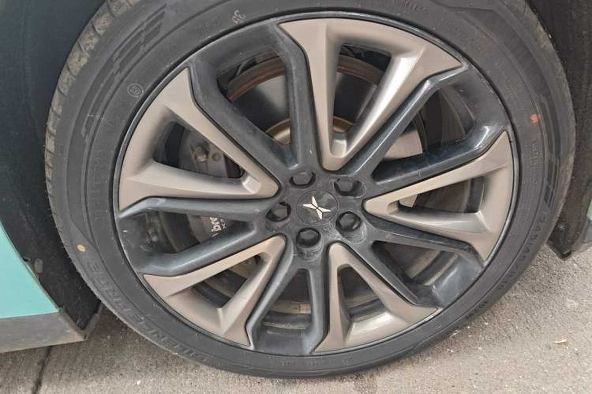 Used XPeng P7 2020 670E Right Front Wheel Hub