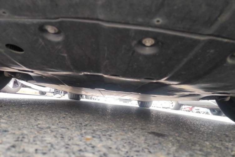Used XPeng P7 2020 586E Chassis Front