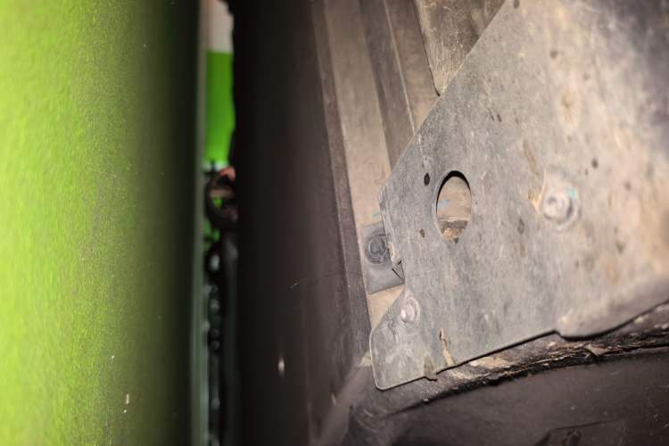 Used XPeng P7 2020 706G Chassis Front Right