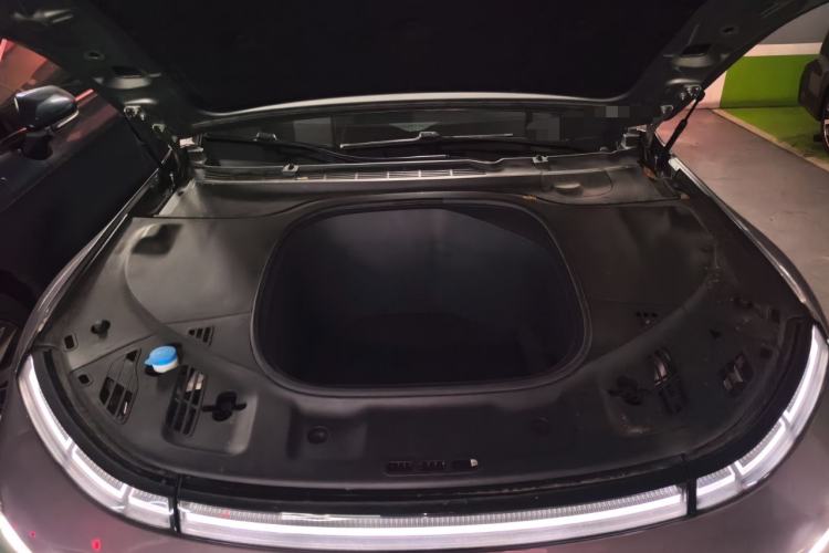 Used XPeng P7 2020 706G Engine Bay