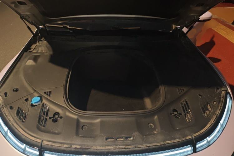 Used XPeng P7 2020 Rear-Drive Long-Range Smart Drive Version Engine Bay