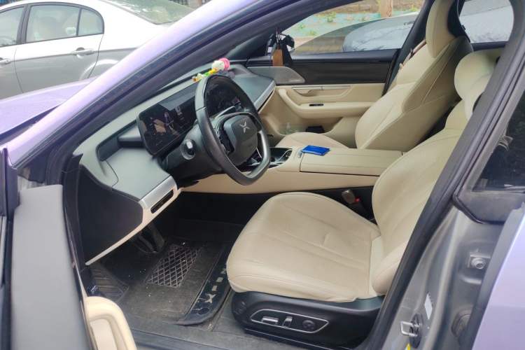Used XPeng P7 2020 586E Left Front Seat