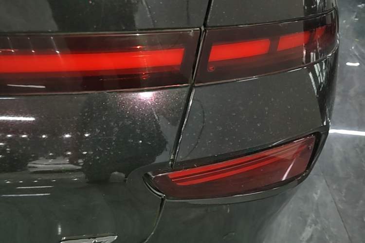 Used XPeng P7 2020 670N Right Rear Taillight