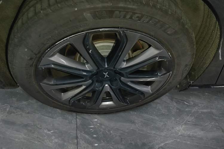 Used XPeng P7 2020 670N Right Rear Wheel Hub