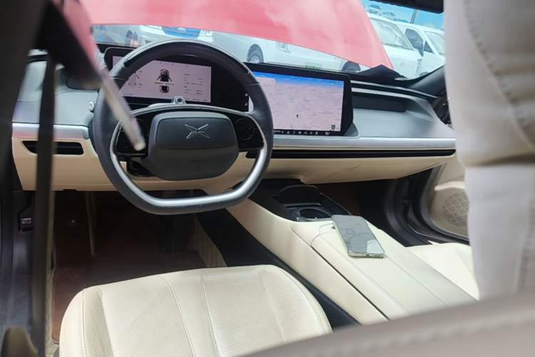 Used XPeng P7 2020 670N Center Console