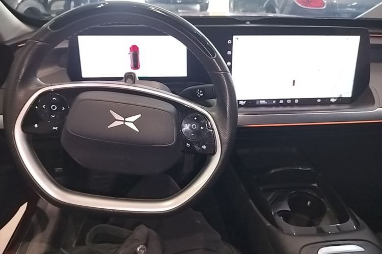 Used XPeng P7 2020 670N Center Console