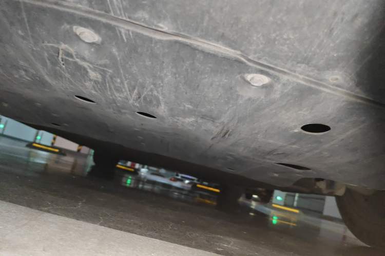 Used XPeng P7 2020 670E Chassis Front