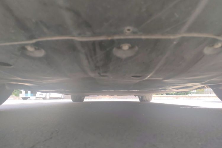 Used XPeng P7 2020 670N Chassis Front