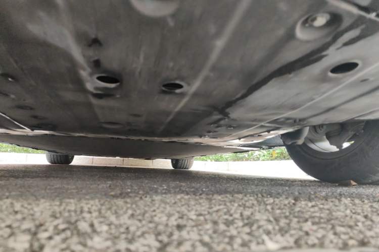 Used XPeng P7 2020 670E Chassis Front