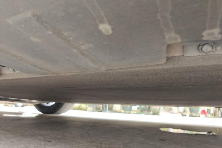 Used XPeng P7 2020 670N Chassis Front Left