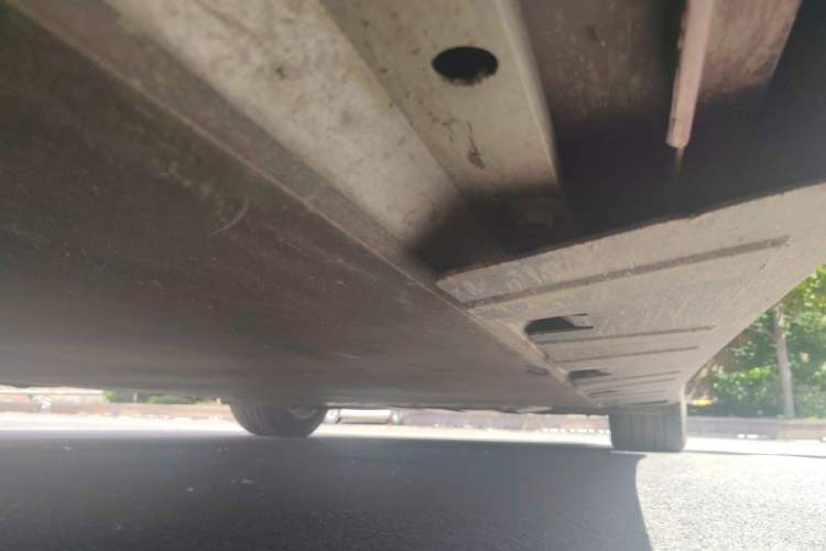 Used XPeng P7 2020 670N Chassis Front Left