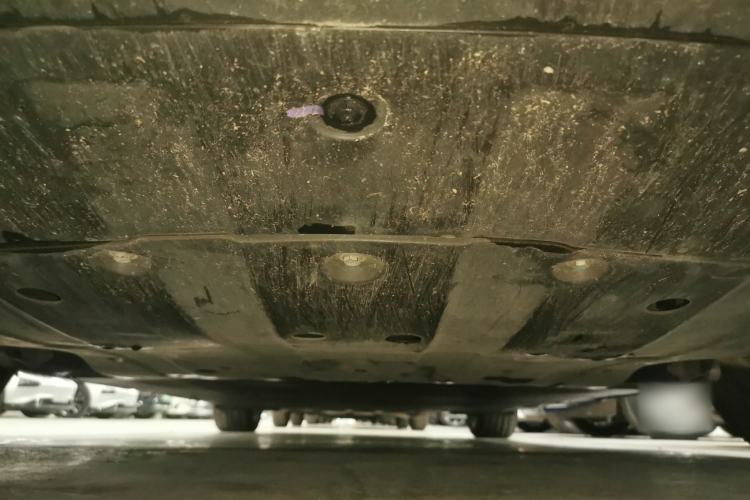 Used XPeng P7 2020 706G Chassis Front