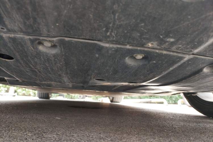 Used XPeng P7 2020 670E Chassis Front
