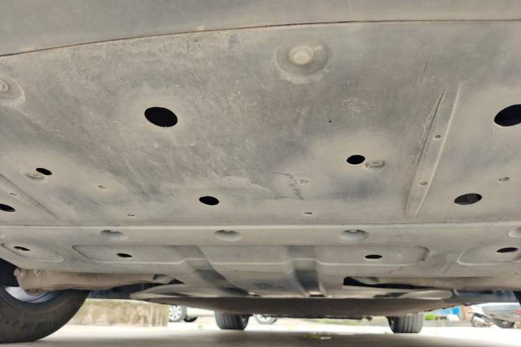 Used XPeng P7 2020 670N Chassis Rear