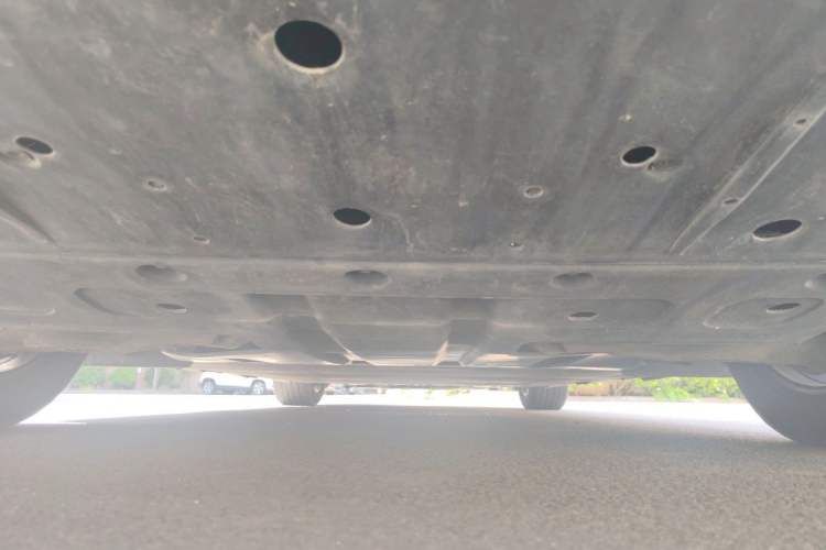 Used XPeng P7 2020 670N Chassis Rear