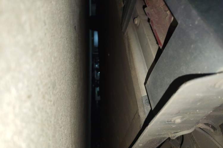 Used XPeng P7 2020 670N Chassis Rear Left