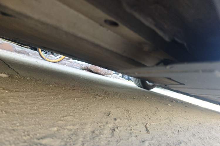 Used XPeng P7 2020 670N Chassis Rear Right