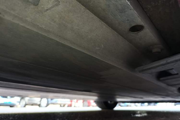 Used XPeng P7 2020 586N Chassis Rear Right