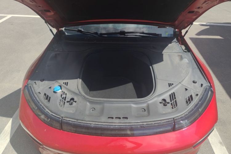 Used XPeng P7 2020 670N Engine Bay