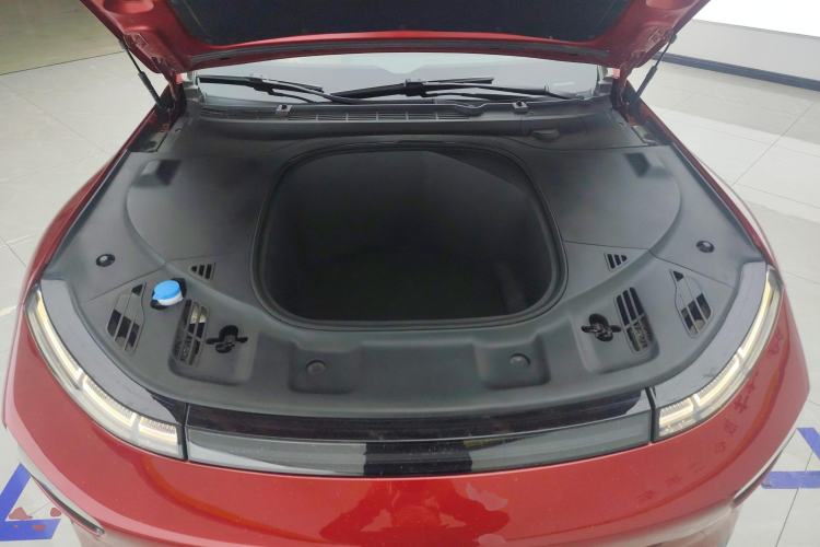 Used XPeng P7 2020 706G Engine Bay