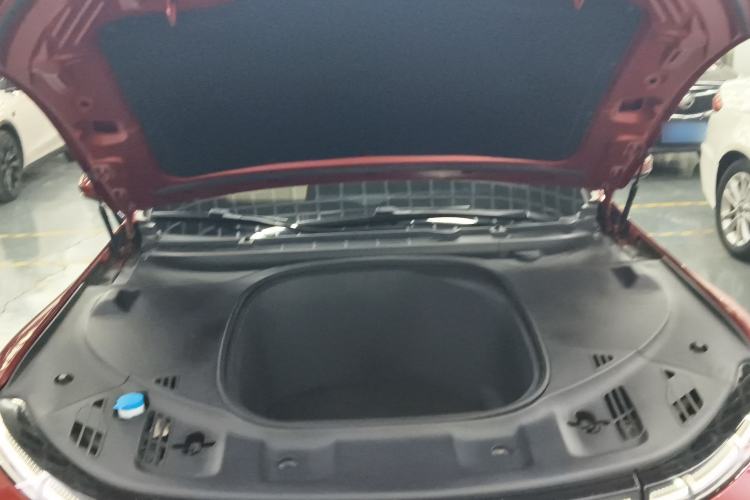 Used XPeng P7 2020 670N Engine Bay