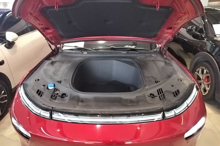 Used XPeng P7 2020 670N Engine Bay