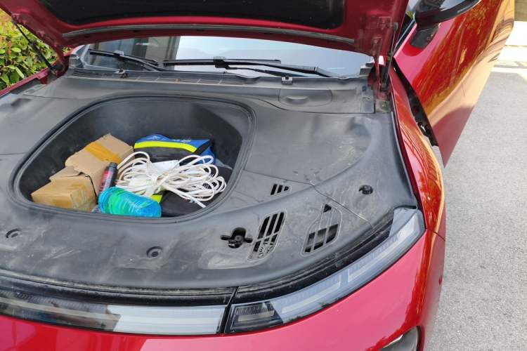 Used XPeng P7 2020 562E Performance Edition Engine Bay Left