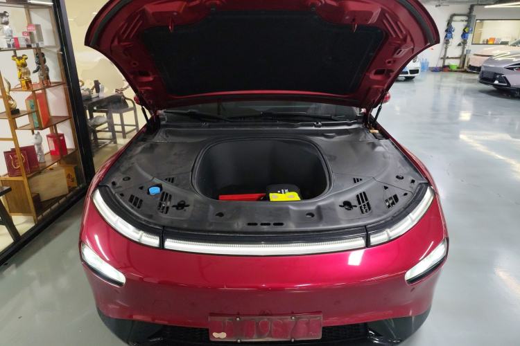Used XPeng P7 2020 670N Engine Bay