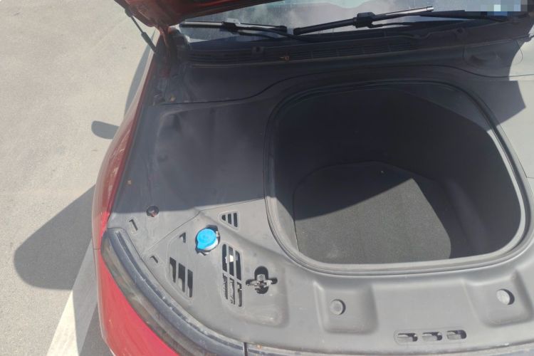 Used XPeng P7 2020 670N Engine Bay Right