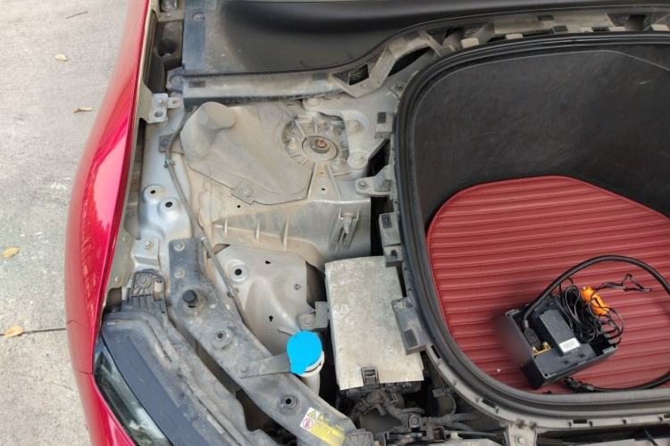 Used XPeng P7 2020 706G Engine Bay Right