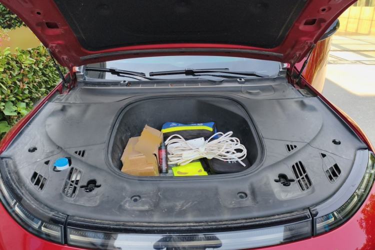 Used XPeng P7 2020 562E Performance Edition Engine Bay