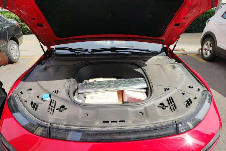 Used XPeng P7 2020 670E Engine Bay