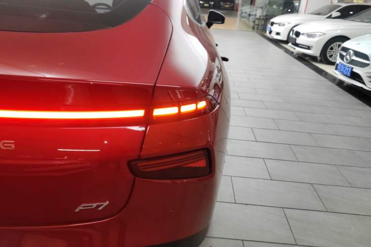 Used XPeng P7 2020 670N Exterior 3