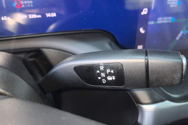 Used XPeng P7 2020 586E Gear Lever