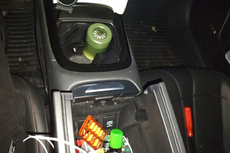 Used XPeng P7 2020 670E Gear Lever