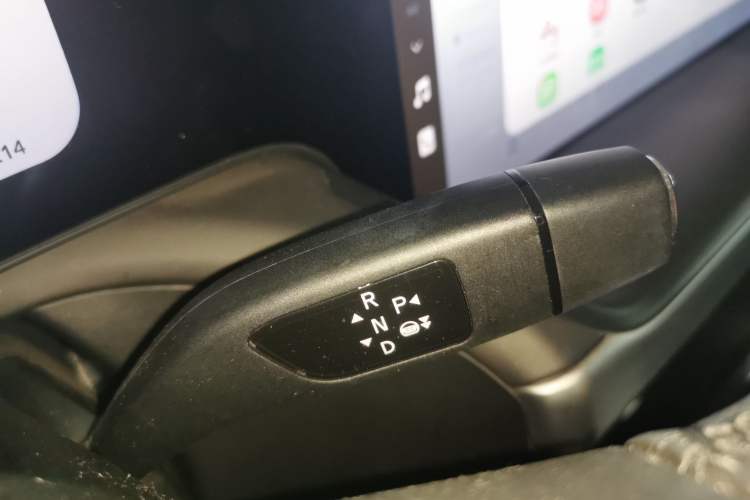 Used XPeng P7 2020 706G Gear Lever