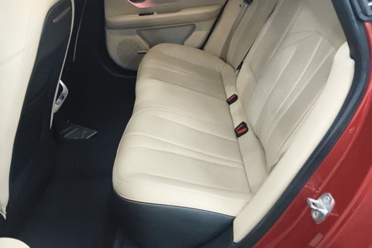 Used XPeng P7 2020 670N Interior 2