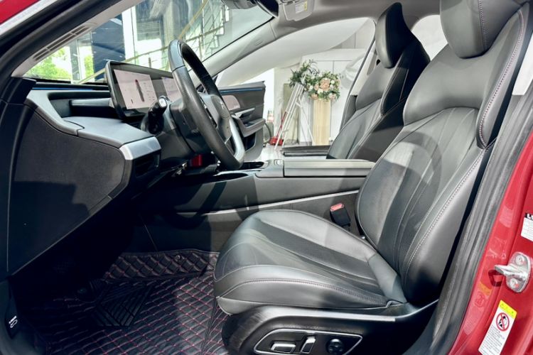 Used XPeng P7 2020 586N Interior 2