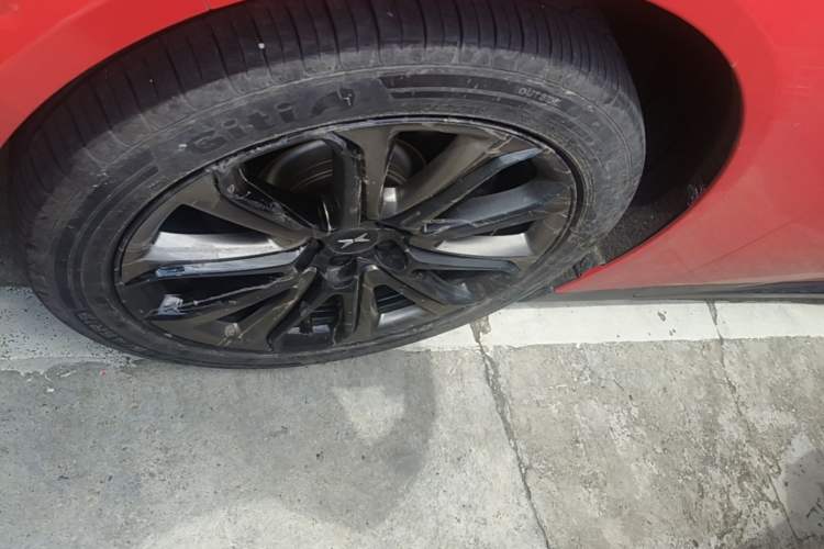 Used XPeng P7 2020 670N Left Front Wheel Hub