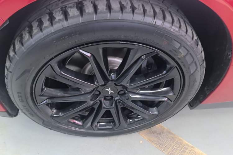 Used XPeng P7 2020 562E Performance Edition Left Front Wheel Hub