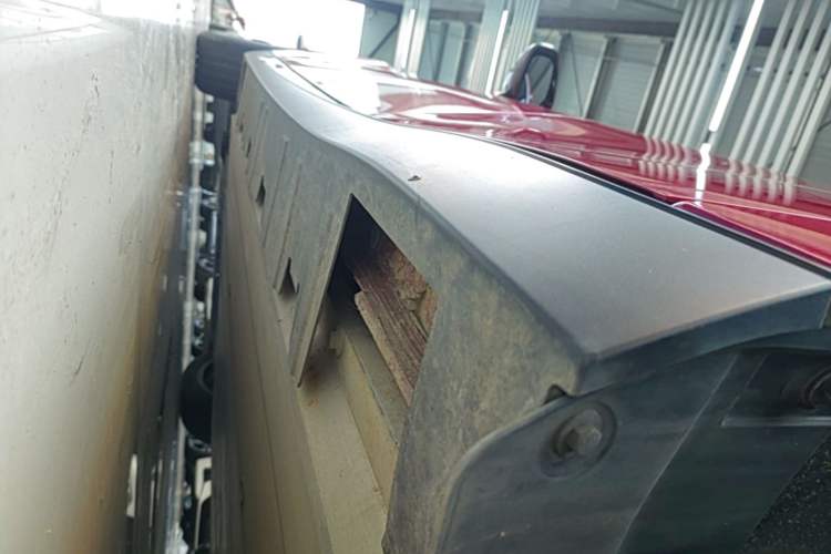 Used XPeng P7 2020 586N Left Side Sill