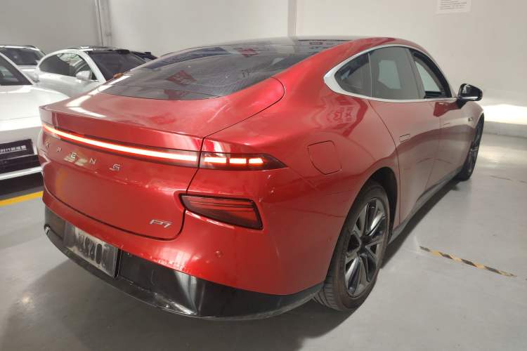 Used XPeng P7 2020 586N Rear Right 45 Deg