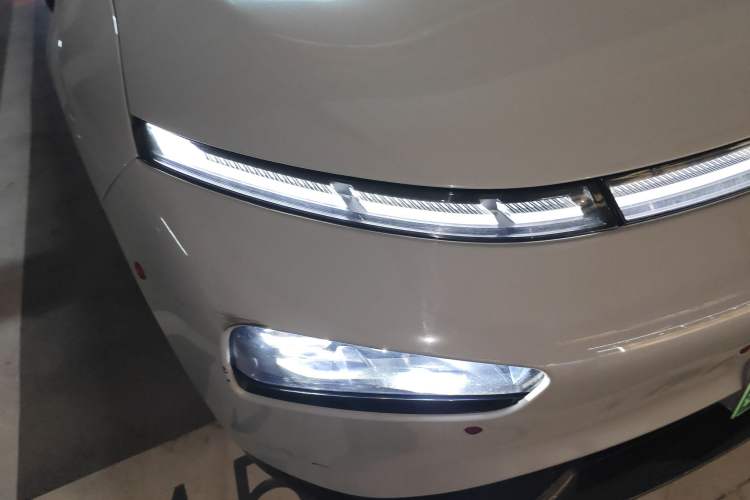 Used XPeng P7 2020 670E Right Front Headlight