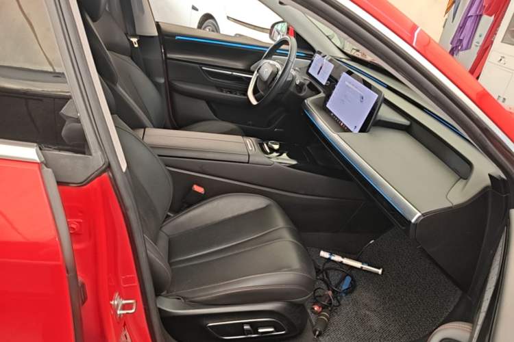 Used XPeng P7 2020 670N Right Front Seat