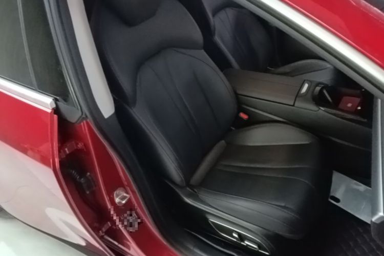 Used XPeng P7 2020 586N Right Front Seat