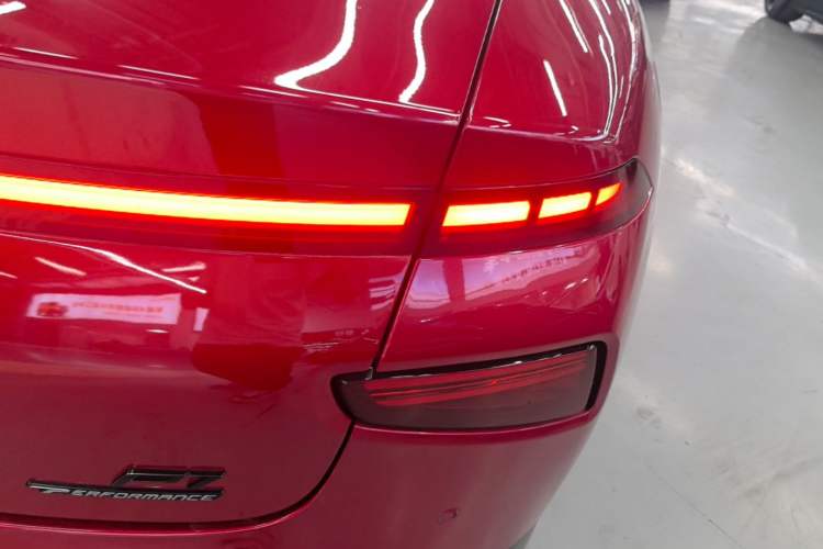 Used XPeng P7 2020 562E Performance Edition Right Rear Taillight