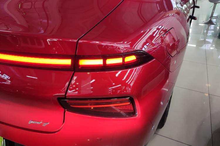 Used XPeng P7 2020 706G Right Rear Taillight