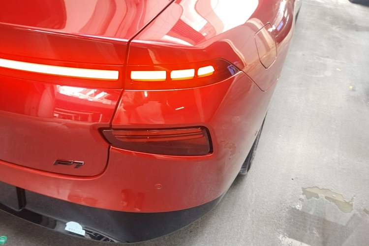Used XPeng P7 2020 670E Right Rear Taillight