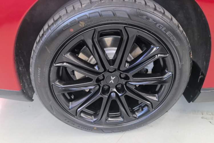 Used XPeng P7 2020 562E Performance Edition Right Rear Wheel Hub